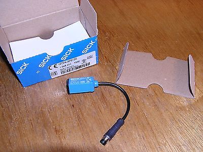 NEW - SICK WTV4-3P3122 1 046 411 / 1046411 Photoelectric proximity sensor