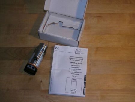 Unused - IFM PN7229 Electronic pressure monitor -30...+20 inHg in original box