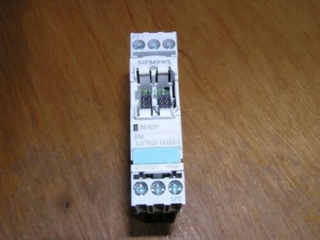 Unused - Siemens 3UF7500-1AA00-0 E:02 Simocode Pro V Ground fault module w/o box