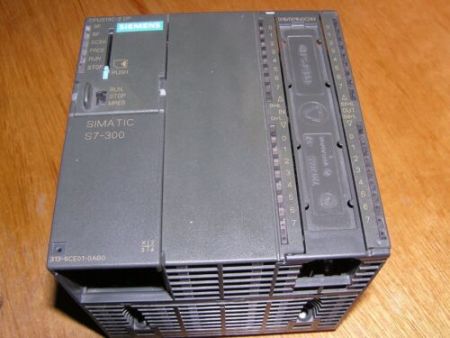 Siemens 6ES7313-6CE01-0AB0 E:01 Simatic S7-300 CPU313C-2DP used excellent cond.
