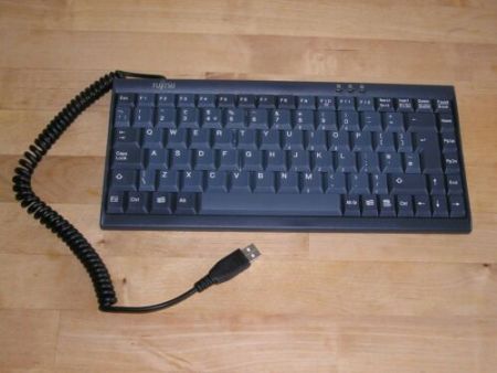 NEW - Fujitsu FMWKB5B Stylistic Mobile USB Keyboard UK QWERTY open original box