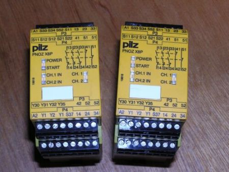 Lot of 2x PILZ PNOZ X8P 3S/2Ö ID no. 777760 used working !! PLEASE READ !!