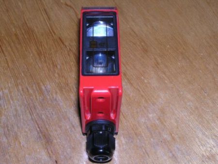 Leuze HRT 96M/P-1620-1200-21 50025114 Diffuse sensor used excellent condition