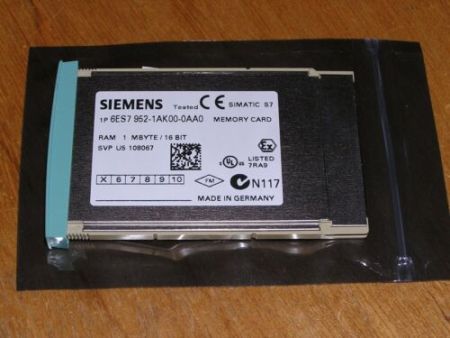 Siemens 6ES7952-1AK00-0AA0 E:05 S7-400 RAM MEMORY 1MB used as new condition