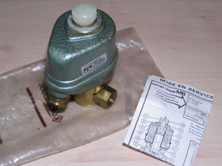 NEW old stock - ASCO JOUCOMATIC MB 301/O/2 E12 301 - 220V 50Hz MB301O2E12301