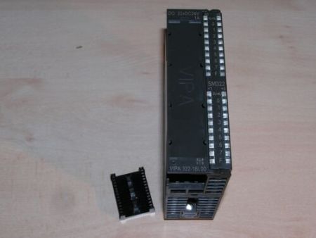 VIPA 322-1BL00 E:3 SM322 DO 32xDC24V 1A used as new condition