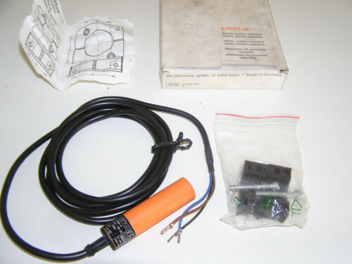 NEW - IFM IA5082 IA-3010-BPKG Proximity Switch Inductive 10mm 10-55VDC 250mA