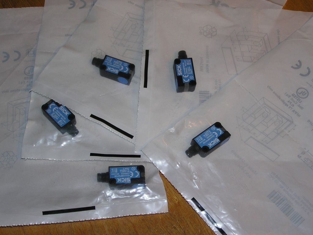 NEW - Lot of 5x SICK IQ10-03BPSKT0S 1055453 / 1 055 453 Inductive proximity