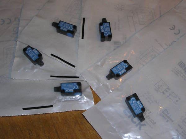 NEW - Lot of 6x SICK IQ10-03BPSKT0S 1055453 / 1 055 453 Inductive proximity